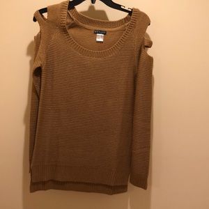 Venus Golden Sweater